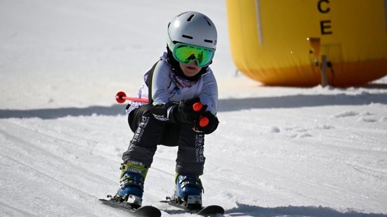 Młodzi sportowcy na stoku – zawody o Puchar Wójta Gminy Czorsztyn (34) (Duże).JPG