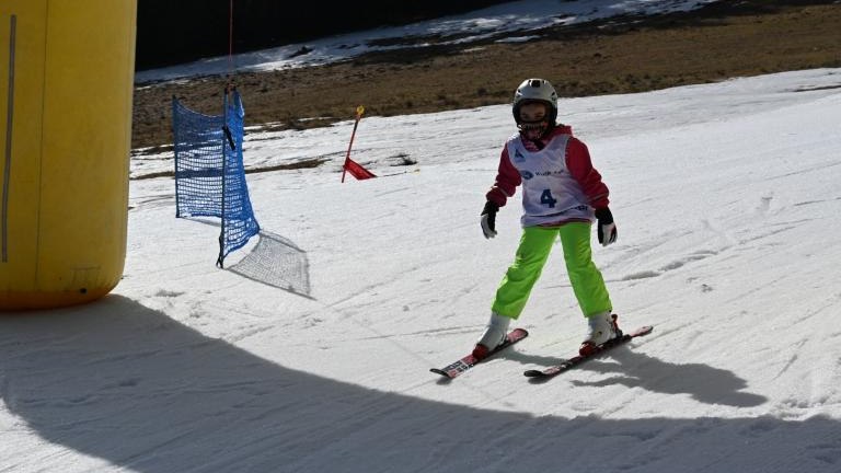 Młodzi sportowcy na stoku – zawody o Puchar Wójta Gminy Czorsztyn (4) (Duże).JPG