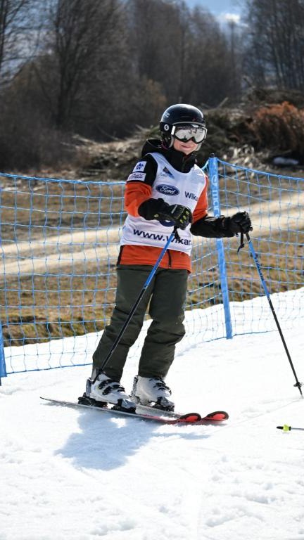 Młodzi sportowcy na stoku – zawody o Puchar Wójta Gminy Czorsztyn (47) (Duże).JPG