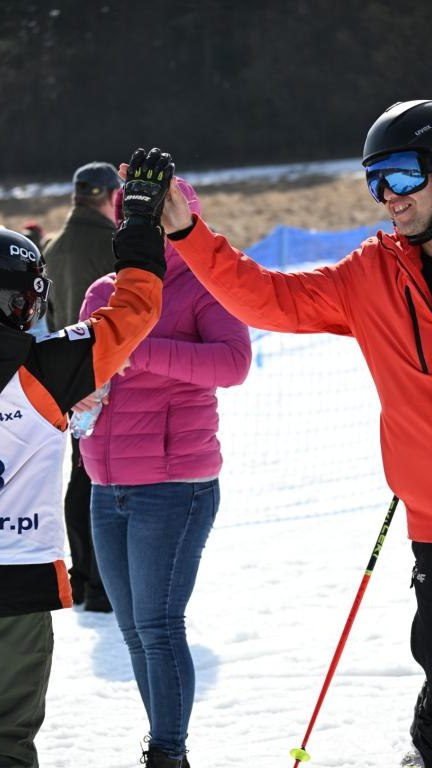 Młodzi sportowcy na stoku – zawody o Puchar Wójta Gminy Czorsztyn (50) (Duże).JPG