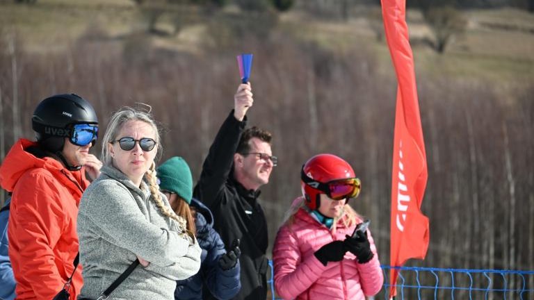 Młodzi sportowcy na stoku – zawody o Puchar Wójta Gminy Czorsztyn (56) (Duże).JPG