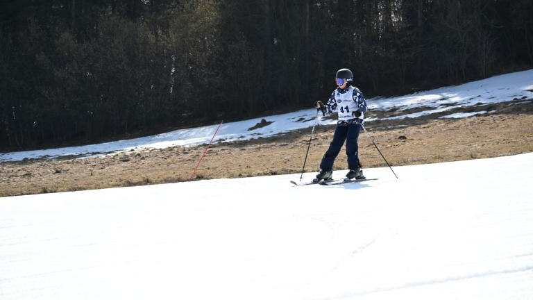Młodzi sportowcy na stoku – zawody o Puchar Wójta Gminy Czorsztyn (57) (Duże).JPG