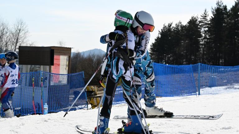 Młodzi sportowcy na stoku – zawody o Puchar Wójta Gminy Czorsztyn (67) (Duże).JPG