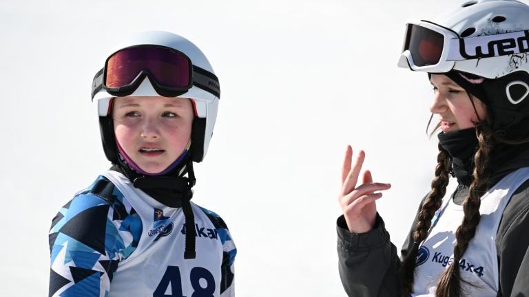 Młodzi sportowcy na stoku – zawody o Puchar Wójta Gminy Czorsztyn (71) (Duże).JPG