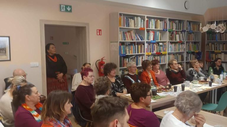 Spotkanie autorskie z Beatą Sabałą-Zielińską w Gminnej Bibliotece Publicznej w Kluszkowcach (4).jpg