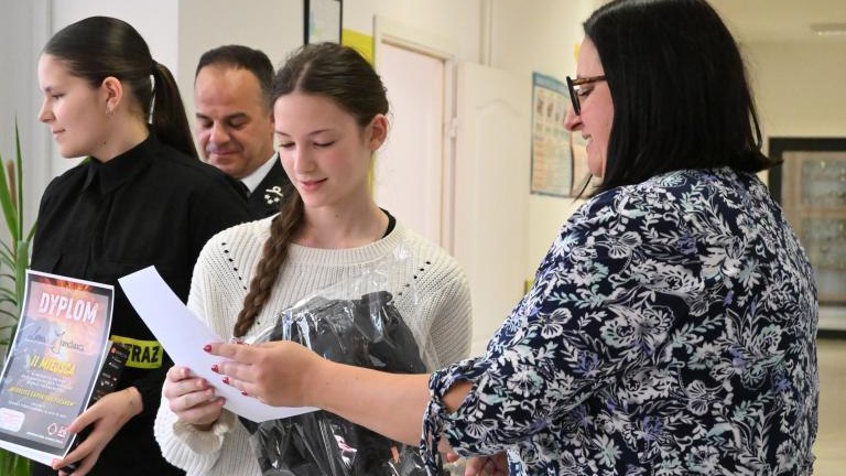 Gminne eliminacje Ogólnopolskiego Turnieju Wiedzy Pożarniczej w Sromowcach Niżnych (16).JPG