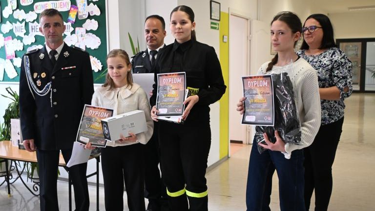 Gminne eliminacje Ogólnopolskiego Turnieju Wiedzy Pożarniczej w Sromowcach Niżnych (17).JPG