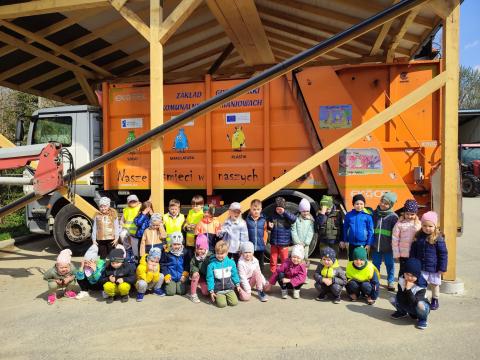 Przedszkolaki z wizytą na PSZOK-u