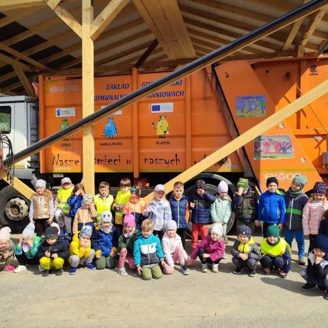 Przedszkolaki z wizytą na PSZOK-u