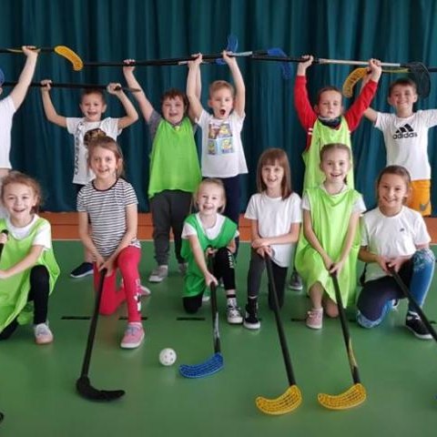 Zagłosuj na szkołę podstawową w Maniowach  - „Konkurs na najciekawsze video sportowe”