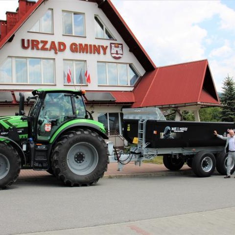 Zakup przyczepy ciężarowo - rolniczej