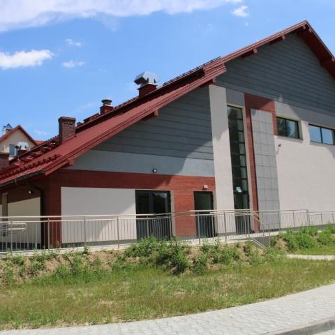 Zakończono budowę sali gimnastycznej przy Szkole Podstawowej w Sromowcach Niżnych