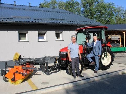 Gmina Czorsztyn zakupiła nowy ciągnik