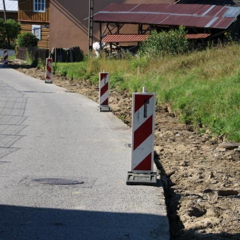 Rozpoczęły się prace związane z przebudową drogi gminnej w miejscowości Kluszkowce