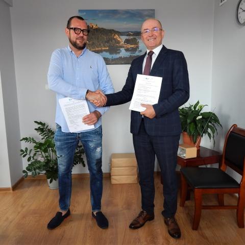 Modernizacja wielofunkcyjnego budynku użyteczności publicznej w miejscowości Maniowy przy ul. Gorczańskiej 6.